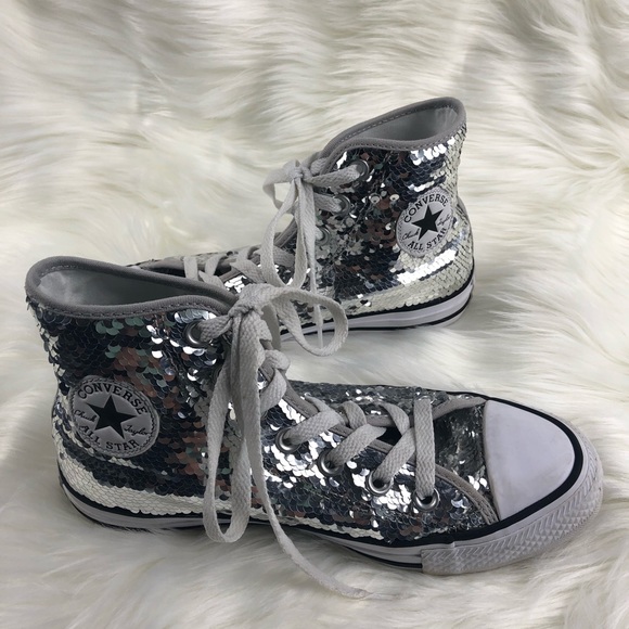Converse Shoes - Such cute fashionable sequin Converse high tops.